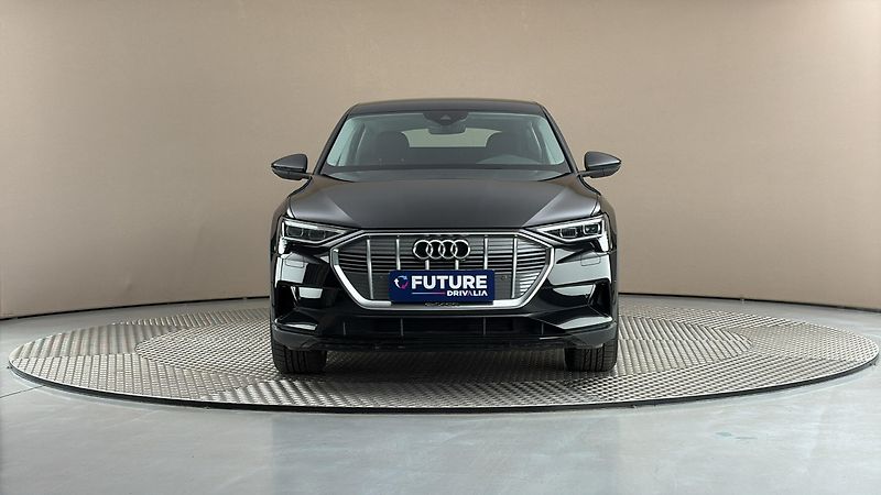 Audi e-tron 55 AUT Quattro - fotka 3 z 26