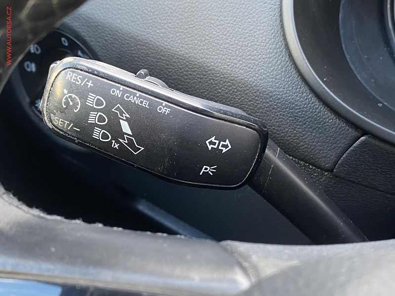 Škoda Octavia (2018) 1.4 G-TEC, Style, park.čidla - fotka 13 z 16