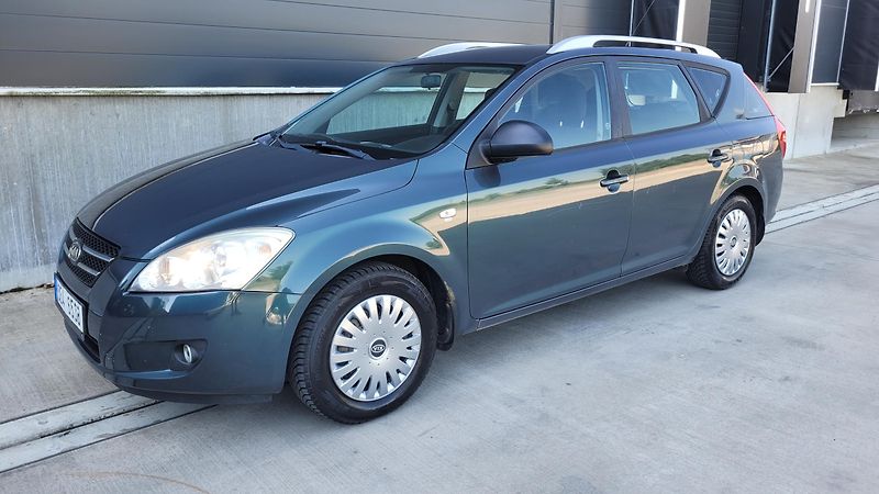 Kia Ceed 1,6i 93KW KOUPENO V ČR - fotka 6 z 21