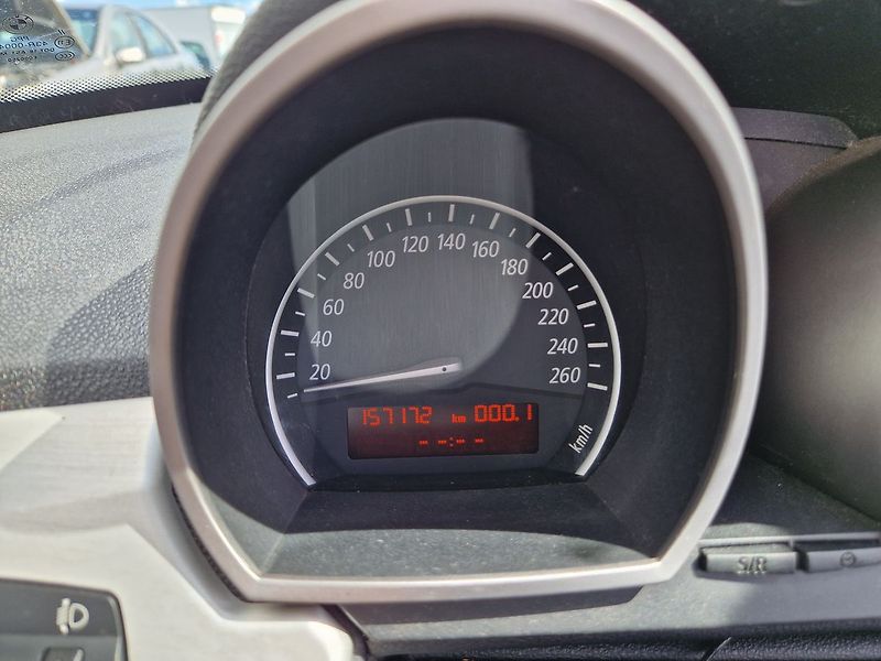 BMW Z4 2.0 Klima - fotka 16 z 32