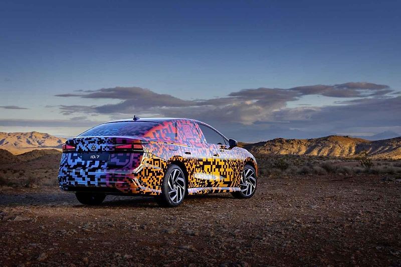 BMW i Vision Dee