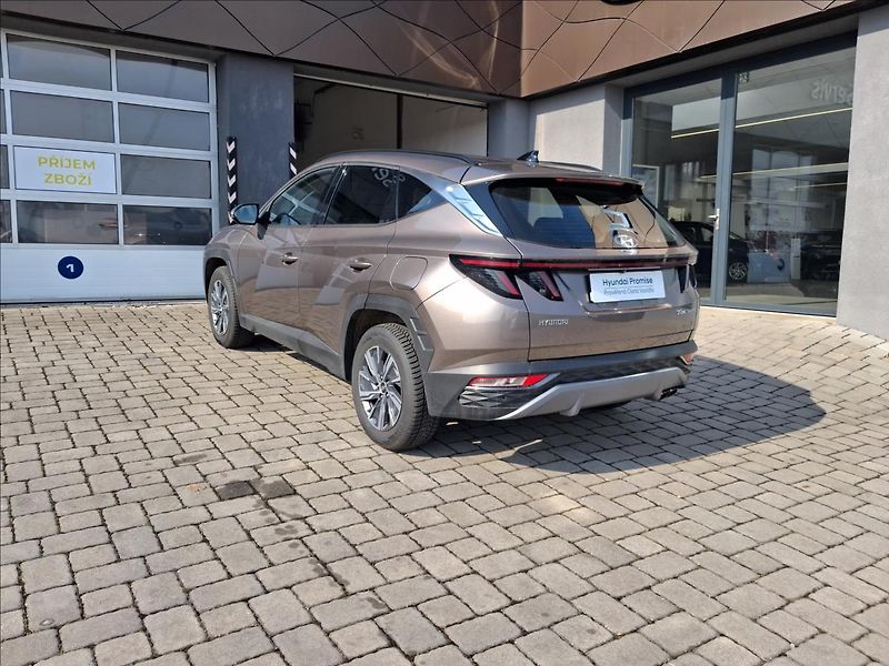 Hyundai Tucson 1,6 CRDi Smart - fotka 15 z 16
