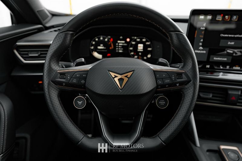 Cupra Formentor (2025) VZ 2,0 TSI 333 4Drive - fotka 33 z 53