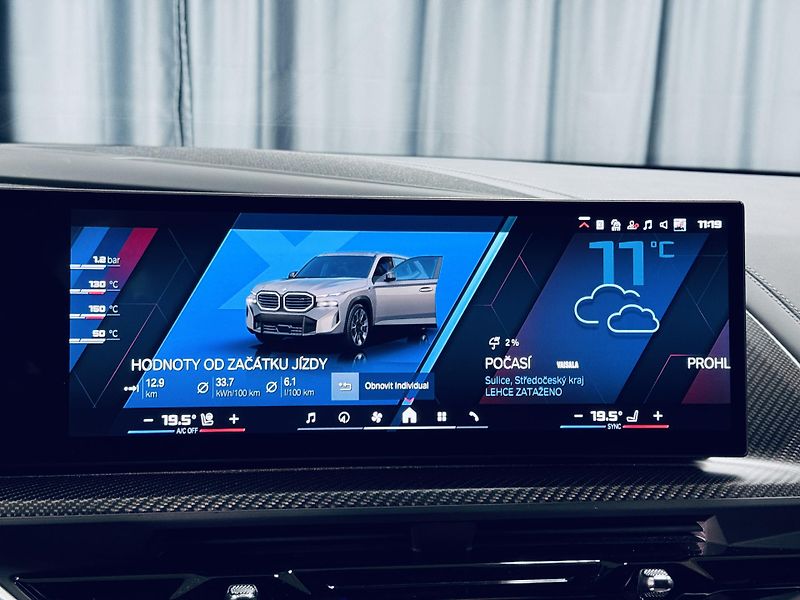 BMW XM (2024) 50e*3R.ZÁRUKA*SERVIS.ZDARMA.29 - fotka 33 z 45