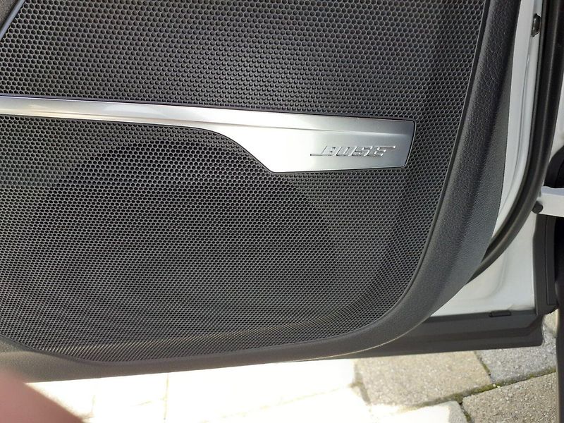 Audi Q7 (2020) 50 TDi  S -Line Mild-hybrid - fotka 27 z 41