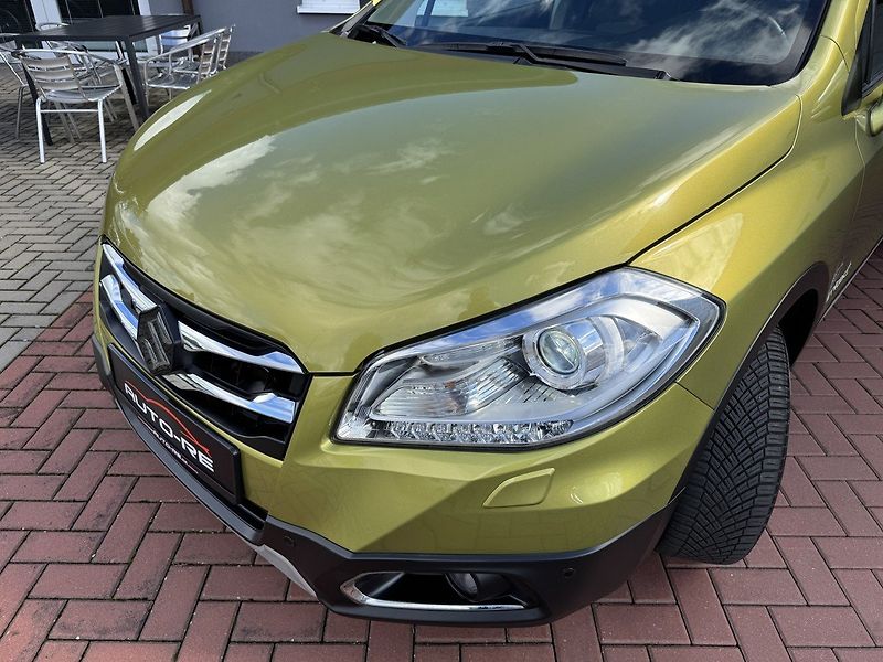 Suzuki SX4 S-Cross (2015) 1.6 VVTi Limited Navi Kamera - fotka 34 z 50