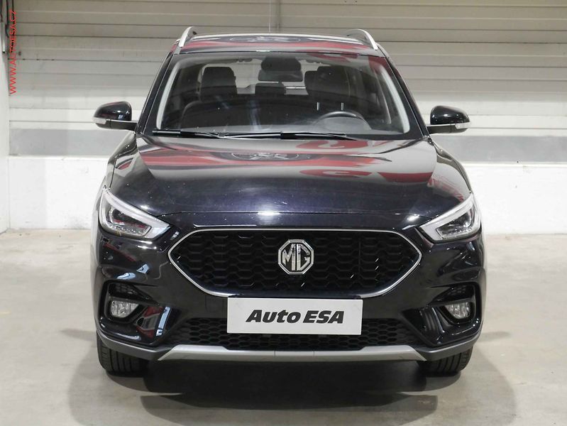 MG ZS (2024) 1.5, ČR, servis.kniha - fotka 2 z 22