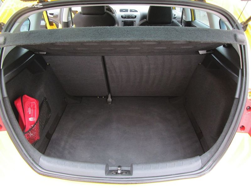 Seat Leon 1,4TSI-92KW-LINEAR- NOVÁ STK - fotka 18 z 30
