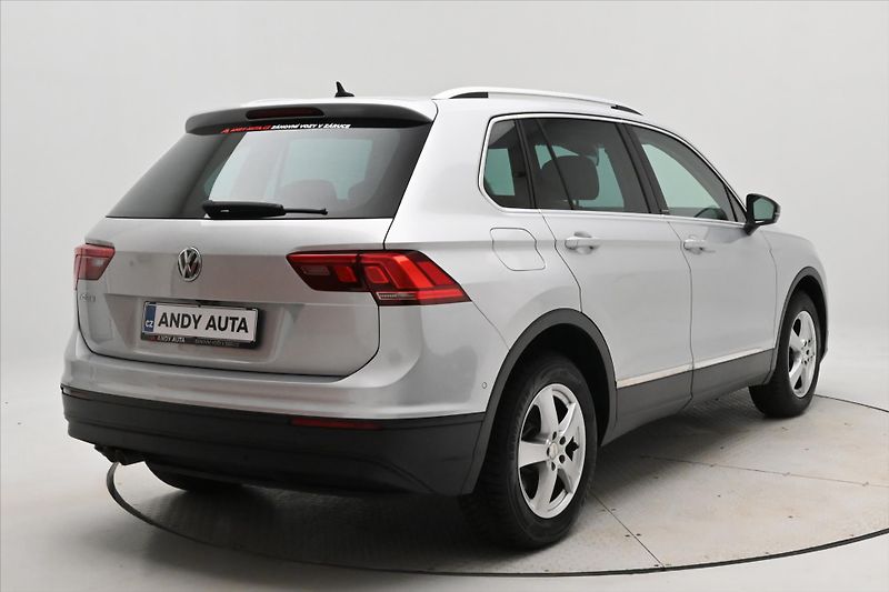 Volkswagen Tiguan 2,0 TDI 110 kW DSG iQ.DRIVE Zá - fotka 5 z 30