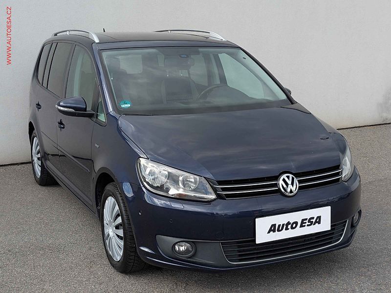 Volkswagen Touran (2013) 2.0TDi, 1.maj, Panorama, AC - fotografie inzerátu