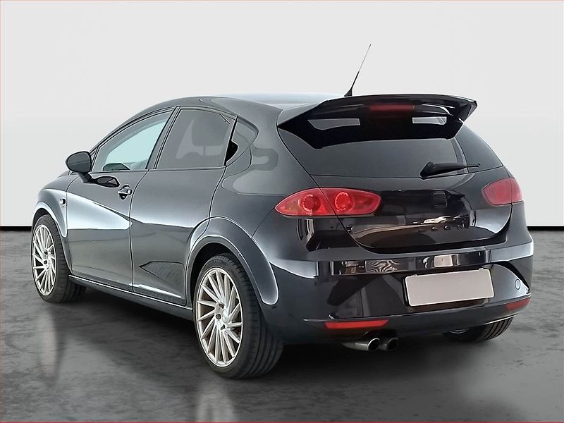 Seat Leon (2010) Comfort 1.8 TSI, jezdí výborně - fotka 4 z 18