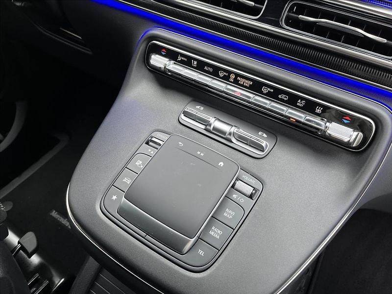 Mercedes-Benz Třídy V 300D Style , nez.topení,el.dve - fotka 19 z 27