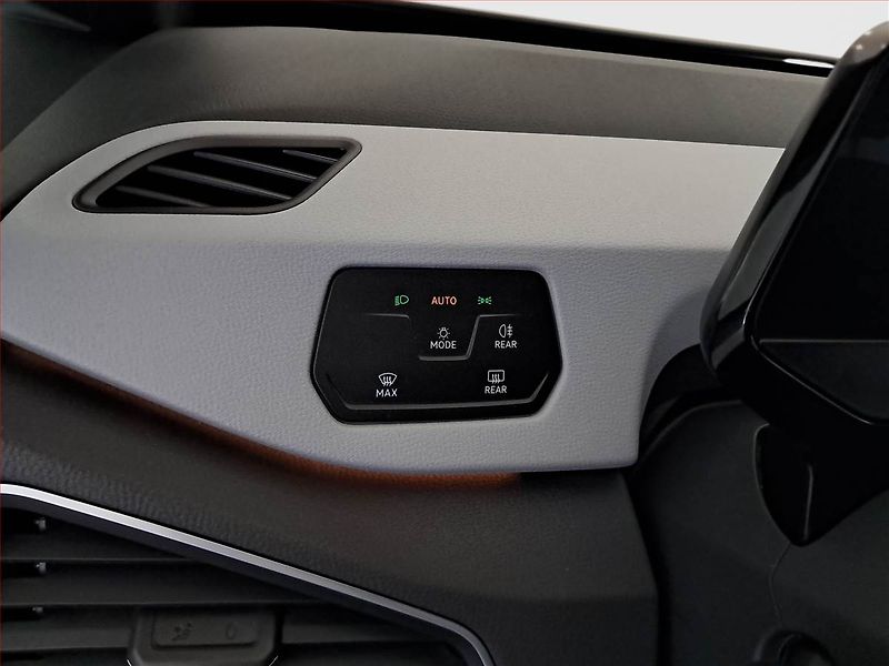 Volkswagen ID.3 (2022) Pro Perf. (62 kWh), SoH 91% - fotka 25 z 28