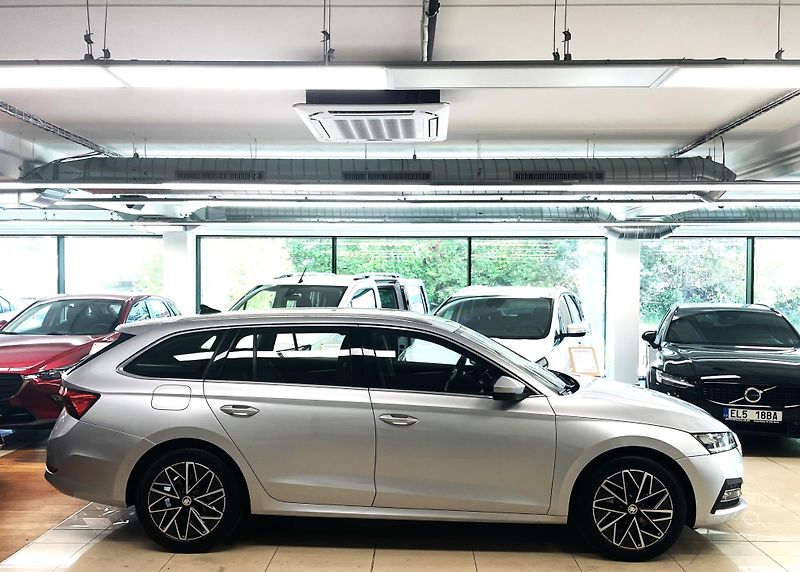 Škoda Octavia 1.5 TSI, 110 KW, STYLE, ČR - fotka 7 z 27