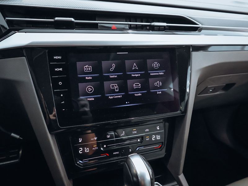Volkswagen Arteon Shooting Brake 2.0 TSI 206kW 4Motion Elegance - fotka 12 z 31