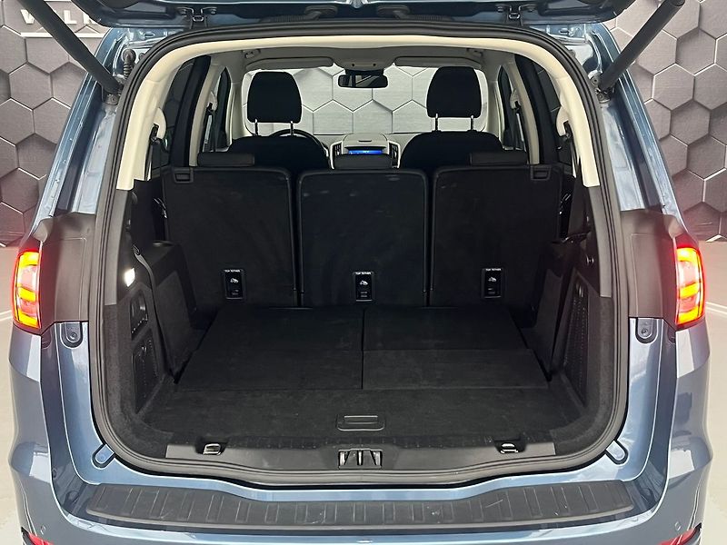 Ford Galaxy 2.5 HEV TITANIUM 7 míst - fotka 33 z 62