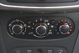Dacia Sandero 1,2 i 55KW PO SERVISE - náhled 35