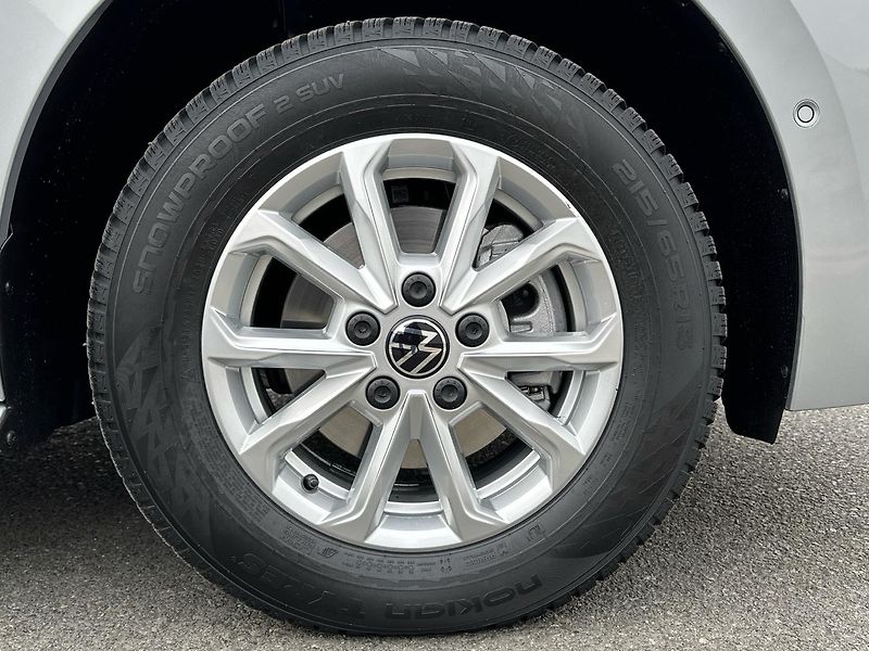 Volkswagen Multivan LONG 2,0 TDI / 110kW DSG Life - fotka 10 z 22
