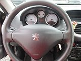 Peugeot 206 1,4 i+, klima, serv. kniha, - náhled 17