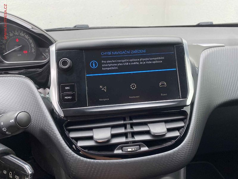 Peugeot 208 (2019) 1.2PT, Signature - fotka 16 z 17