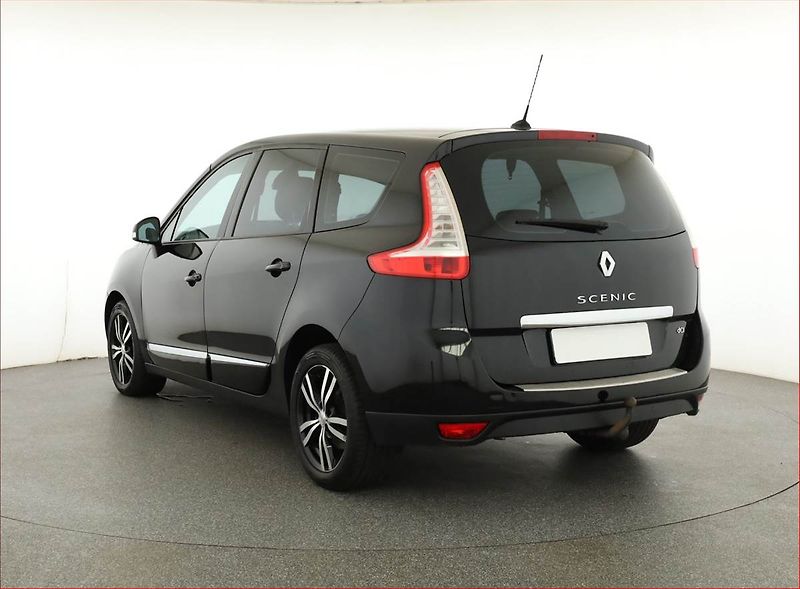Renault Grand Scénic (2012) 2.0 dCi, po STK, Tažné - fotka 4 z 17