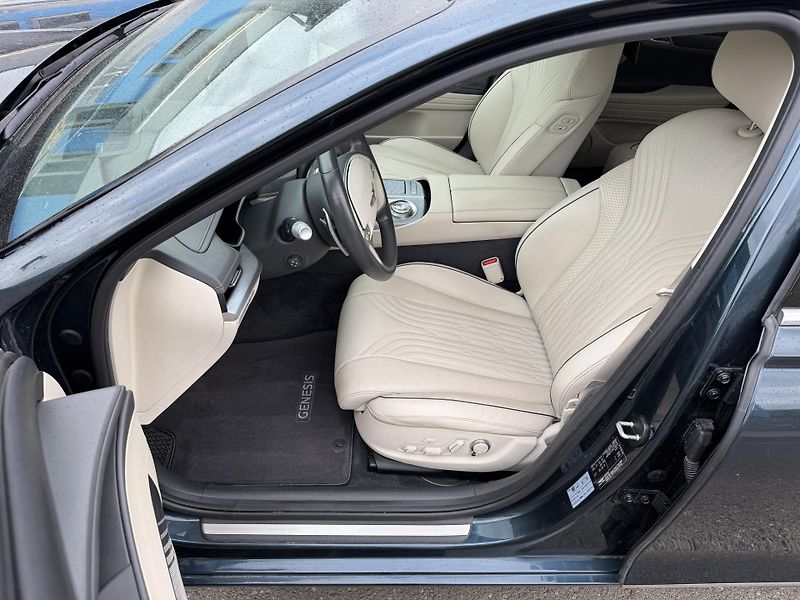 Genesis G80 2,5T 224kW 4x4 autom. TV  - fotka 12 z 20