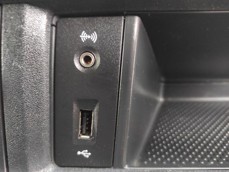 Volkswagen Transporter 2,0TDi DSG,Long,Dílna,2xDveře - fotka 23 z 45