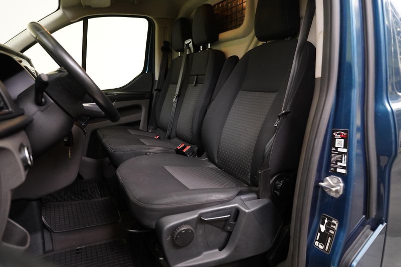 Ford Transit Custom - fotka 10 z 21
