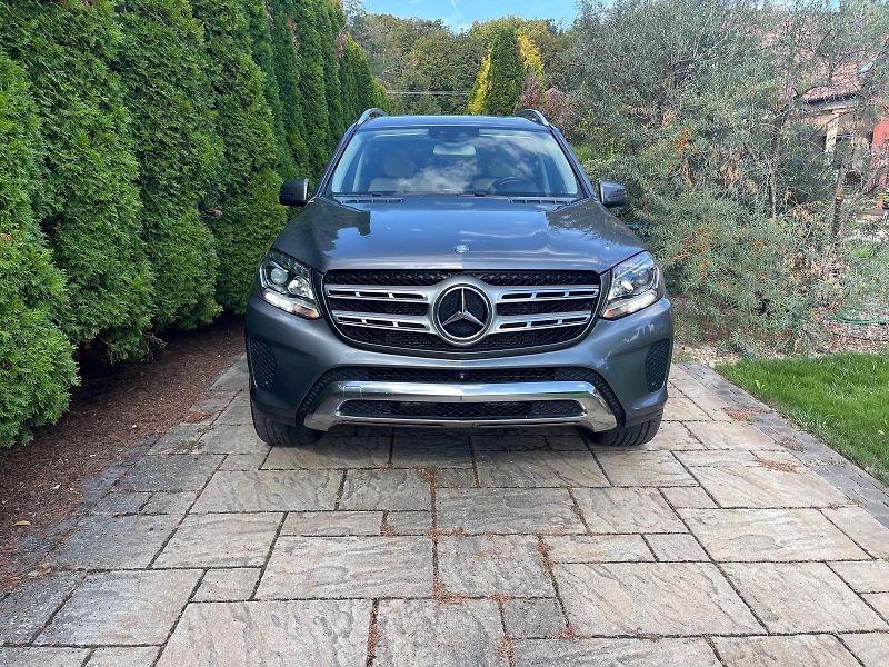 Mercedes-Benz GLS (2017) GLS 450 4MATIC 2017 šedá - fotka 1 z 10