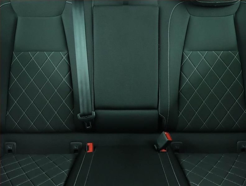 Škoda Karoq (2022) Sportline 1.5 TSI - fotka 10 z 18
