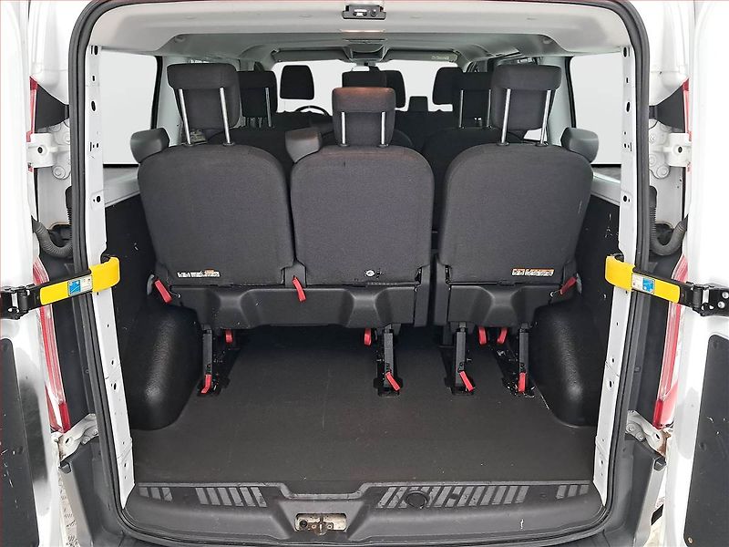 Ford Transit Custom (2017) Trend 2.0 EcoBlue, Bus, 9Míst - fotka 13 z 17
