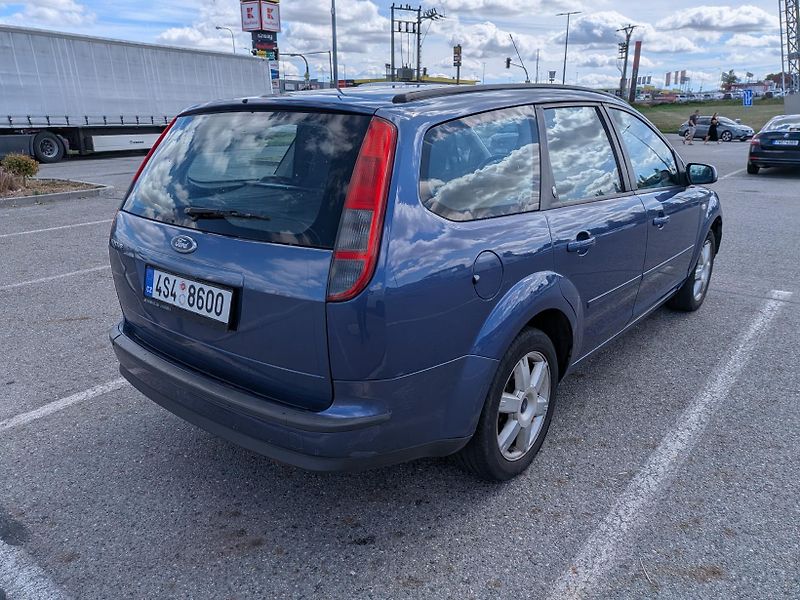 Ford Focus (2005) - fotka 2 z 8