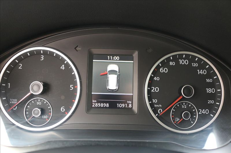 Volkswagen Tiguan 2,0 4x4, ČR, TAŽNÉ - fotka 12 z 25