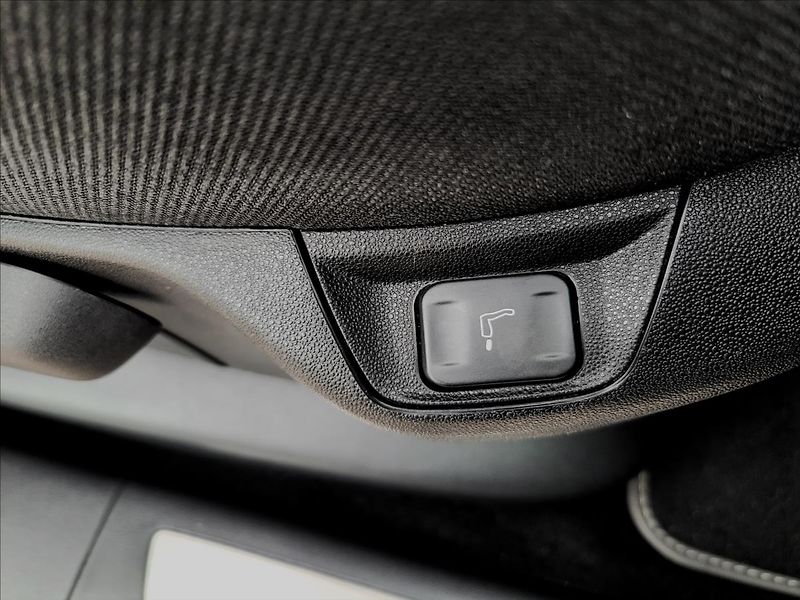 Citroën Grand C4 SpaceTourer 1,5 hdi,7 MÍST,KŮŽE,VÝHŘEV,NAV - fotka 36 z 50