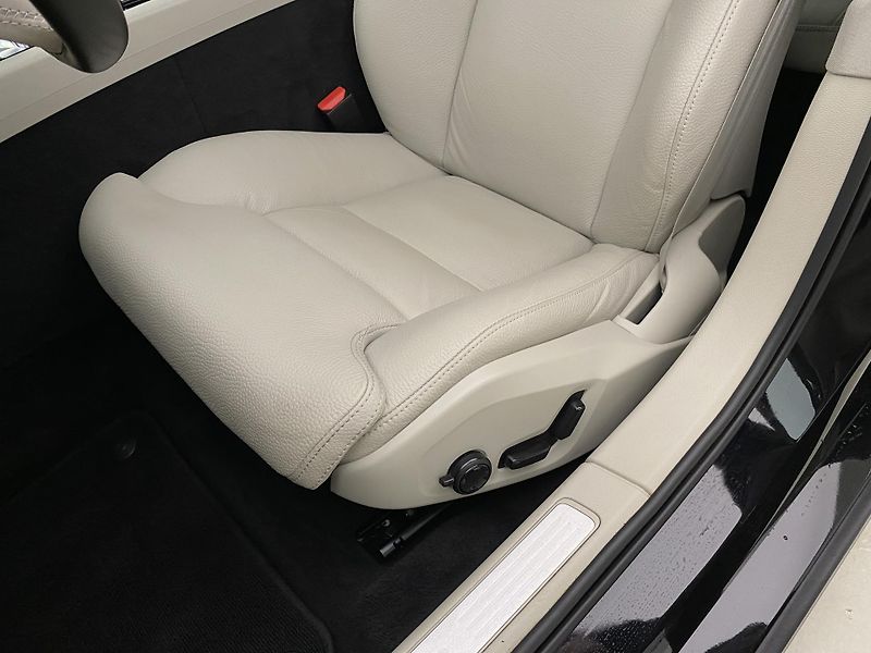 Volvo V60 B5 INSCRIPTION AUT CZ - fotka 23 z 42