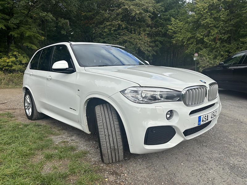 BMW X5 M PAKET X-DRIVE 40D - 230 kW - fotka 7 z 30