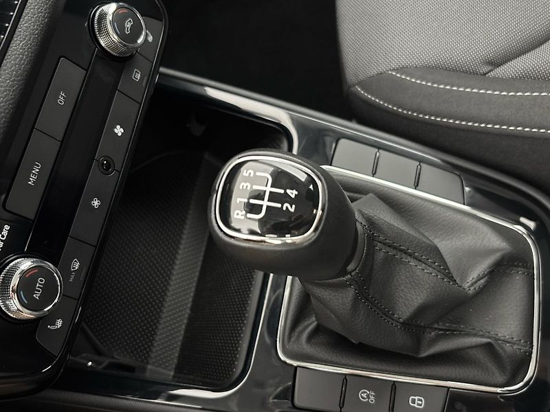 Škoda Fabia Selection - fotka 20 z 28