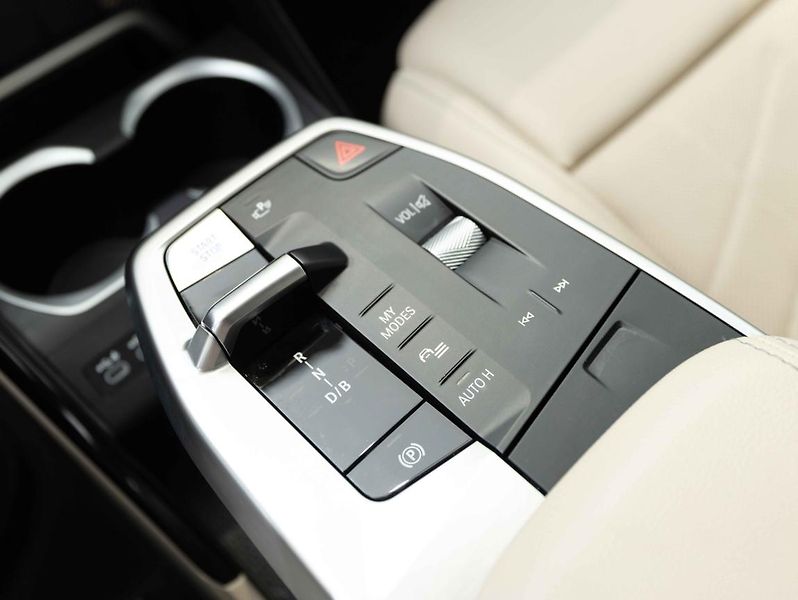 BMW iX1 xDrive30 - fotka 17 z 21