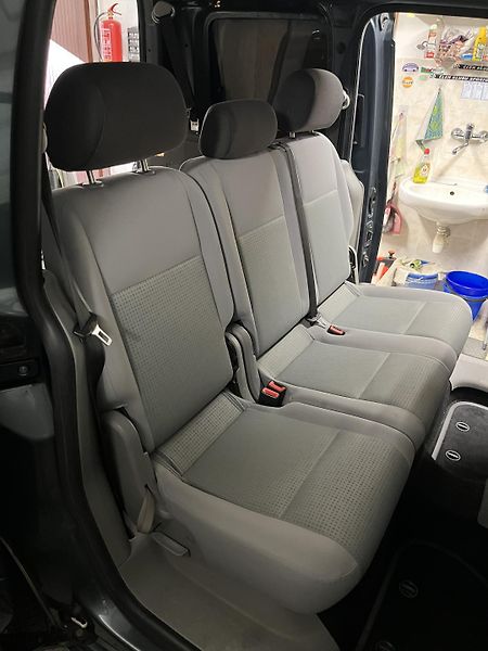 Volkswagen Caddy (2010) - fotka 11 z 20