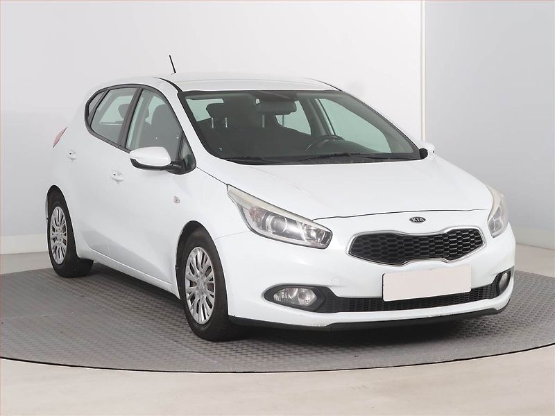 Kia Ceed (2013) 1.4 CRDi, nová STK, udržované - fotografie inzerátu