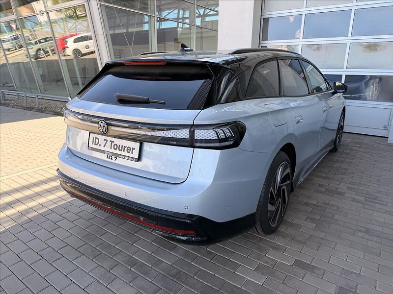 Volkswagen ID.7 Tourer (2025) 210 kW 77kWh  Pro People - fotka 6 z 23