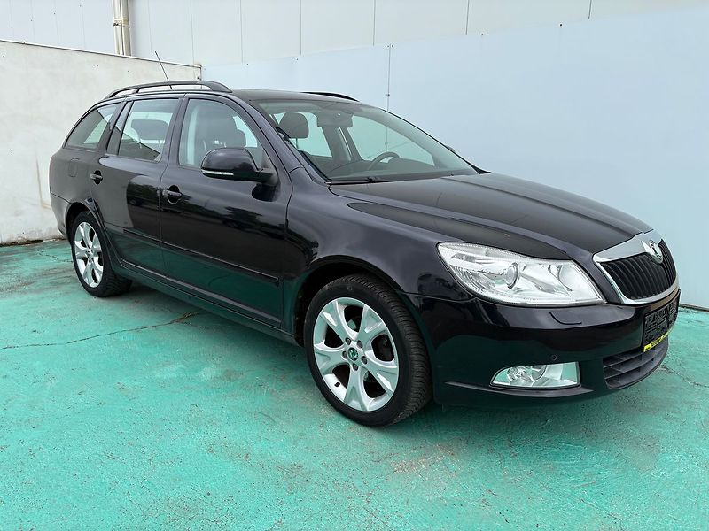 Škoda Octavia 1.4TSI, 90kW, DSG, Elegance - fotka 1 z 28