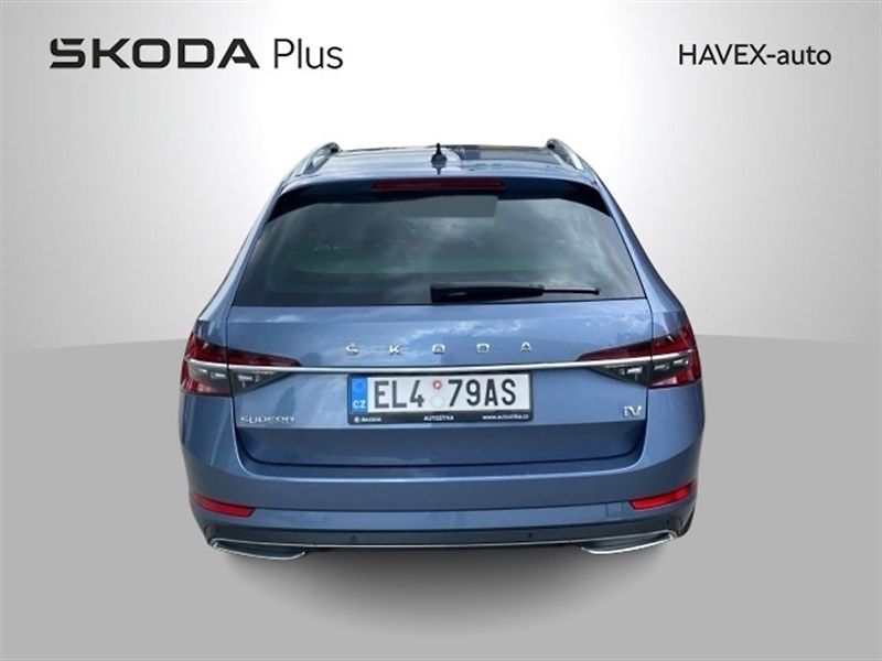 Škoda Superb (2022) Combi 1.4 TSI iV DSG L&K - fotka 4 z 6