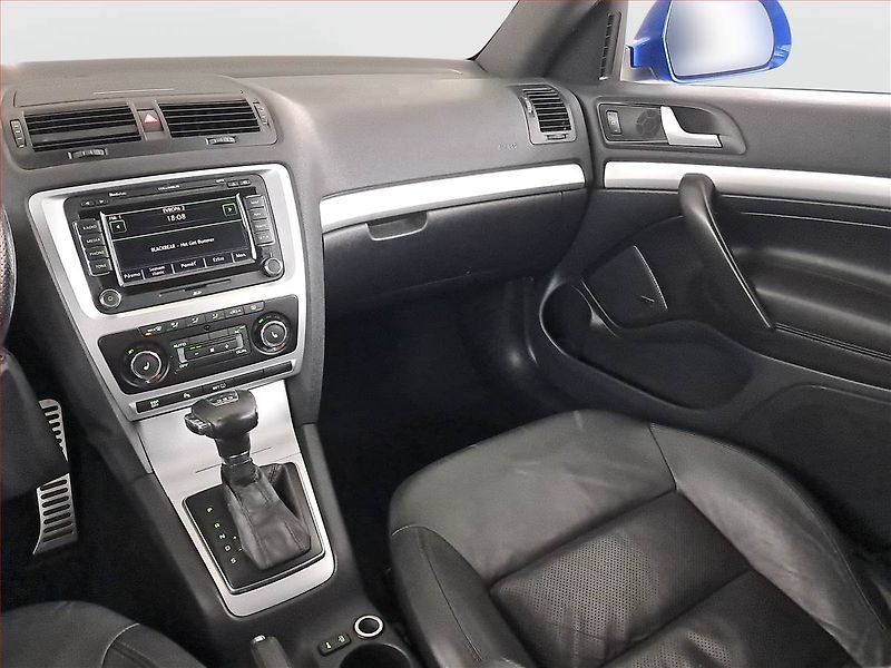 Škoda Octavia (2009) RS 2.0 TDI, Automat, Navi - fotka 8 z 21