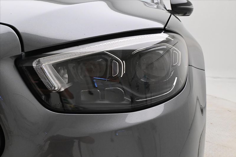 Mercedes-Benz Třídy E 2,0 300de 225kW 4Matic Záruka - fotka 28 z 30