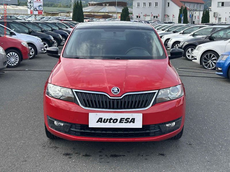 Škoda Rapid (2014) 1.2TSI, ČR, Xenon, panor. - fotka 2 z 17