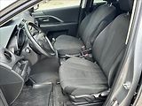 Mazda 5 2,0 7.míst - náhled 12