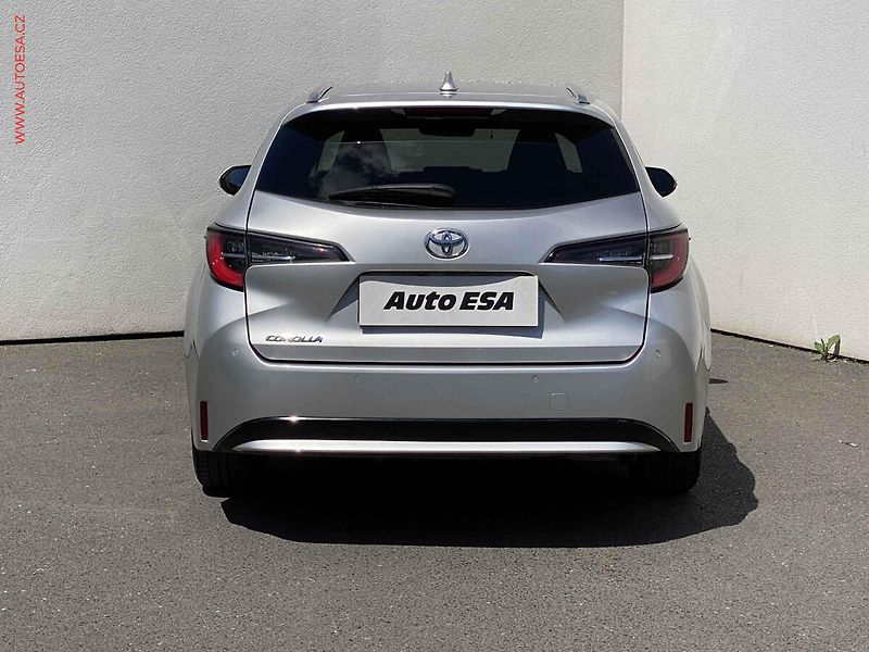 Toyota Corolla (2019) 1.2 T, ČR, Style - fotka 5 z 17