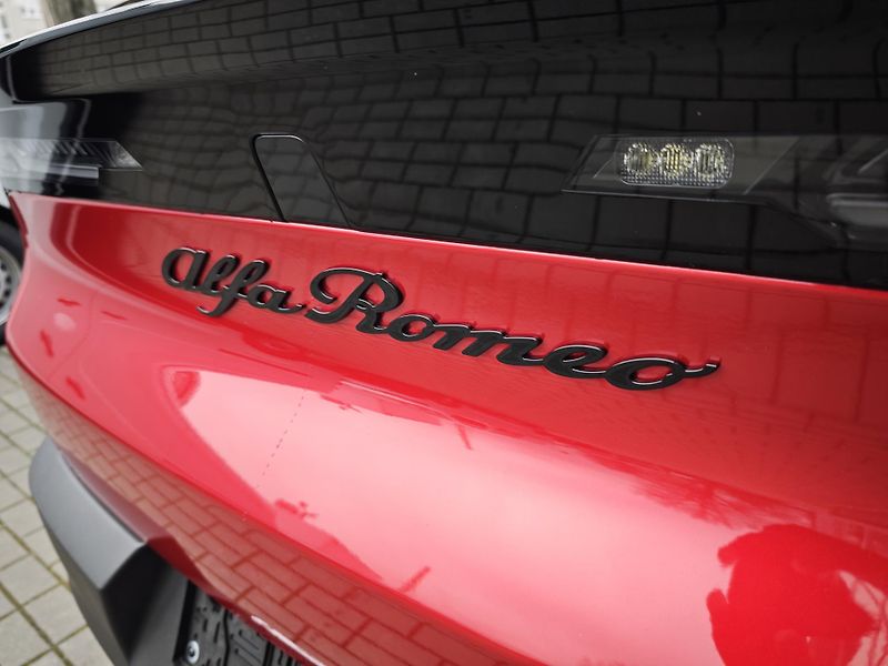 Alfa Romeo Junior (2026)  1,2 T 145 PS automat - fotka 13 z 40