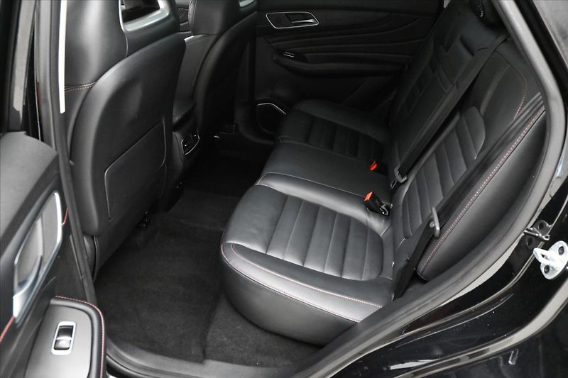 MG EHS 1,5 TGI PHEV 119kW AT Luxury Z - fotka 14 z 32
